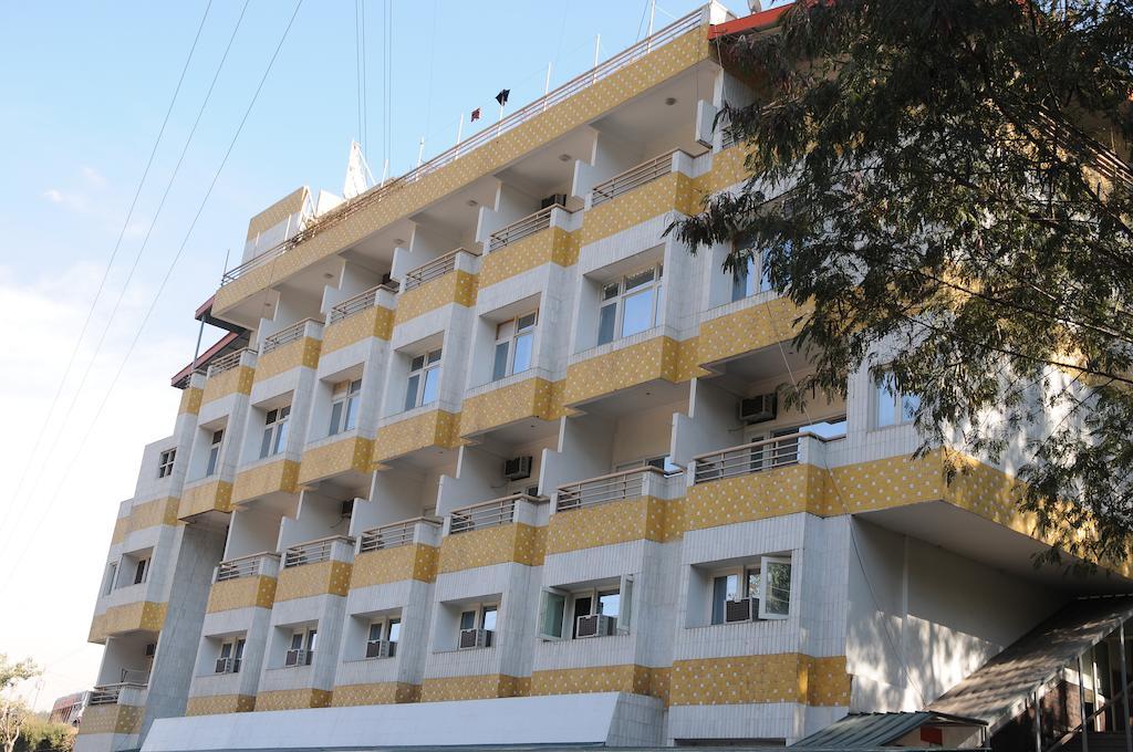 Hotel Panchwati Bilaspur  Kültér fotó