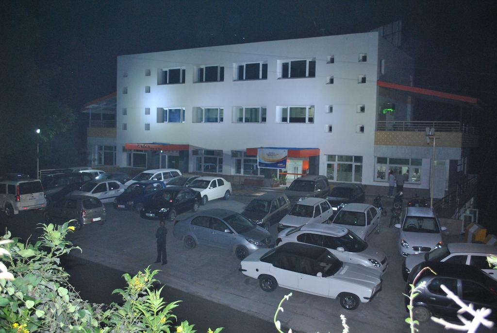 Hotel Panchwati Bilaspur  Kültér fotó